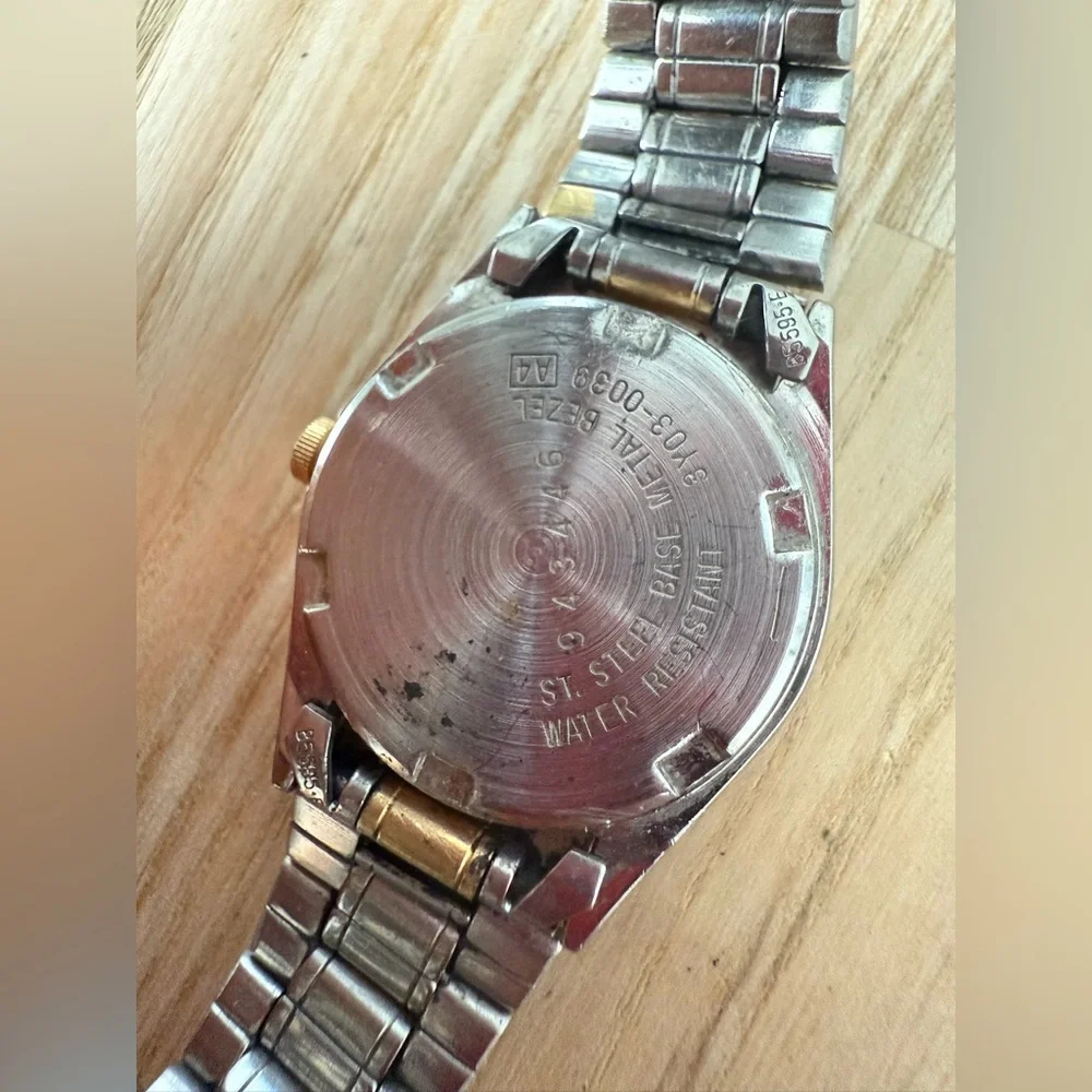 Rare Seiko Disney Mickey Mouse ladies two tone dress watch NEW BATTERY